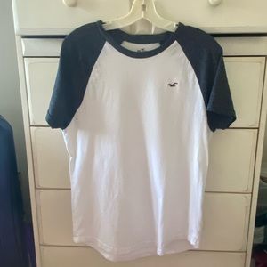 Hollister Crew Neck T-Shirt